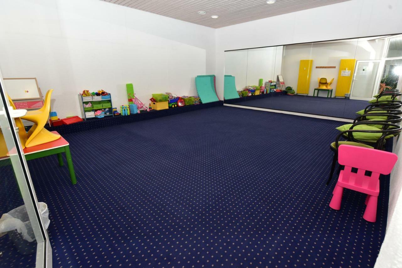 Ferienwohnung "Rodelnde Geiss" Mit Schwimmbad Браунлаге Экстерьер фото